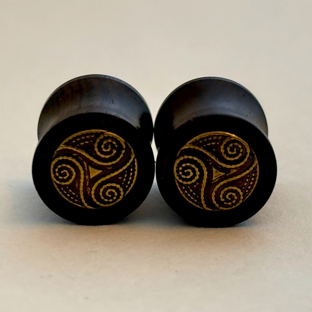 Dotted Tribal Swirl Ebony Wood Plug Set